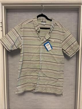 Columbia Jagger Ridge Short Sleeve Shirt, NWT, $45 Retail, Size L, #2327